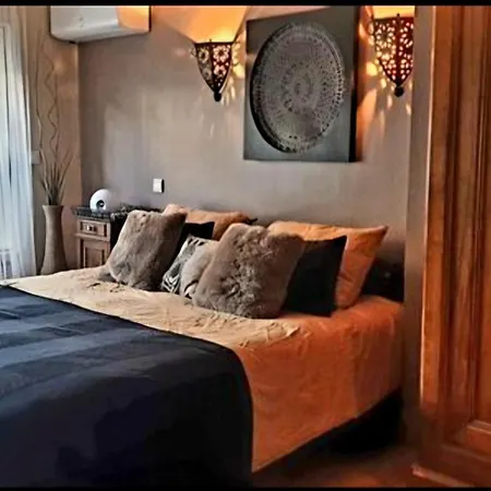 Сasa de vacaciones Maison Nimoise Nimes